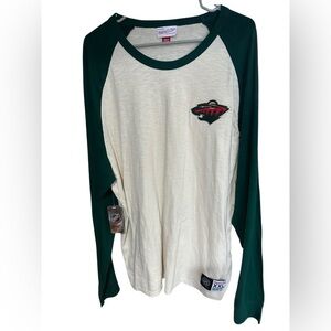 🚨NWT🚨 NHL MN Wild Mitchell & Ness Cream and Green Long Sleeve Tee